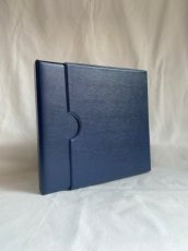 Ringmap + cassette FDC "Libertas", rug 4 cm, blauw