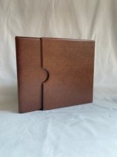 Ringmap + cassette FDC "Libertas", rug 4 cm, brun