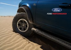 M-9164-BFK AT 21+ Bronco Spatbordverbreders SASQUATCH OEM