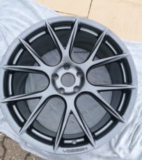 20" Vossen VFS-6 Velg 20x10.5 - 5x114.3 ET25 | Graphite | Krasjes