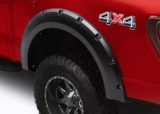 Spatbordverbreders met Bouten